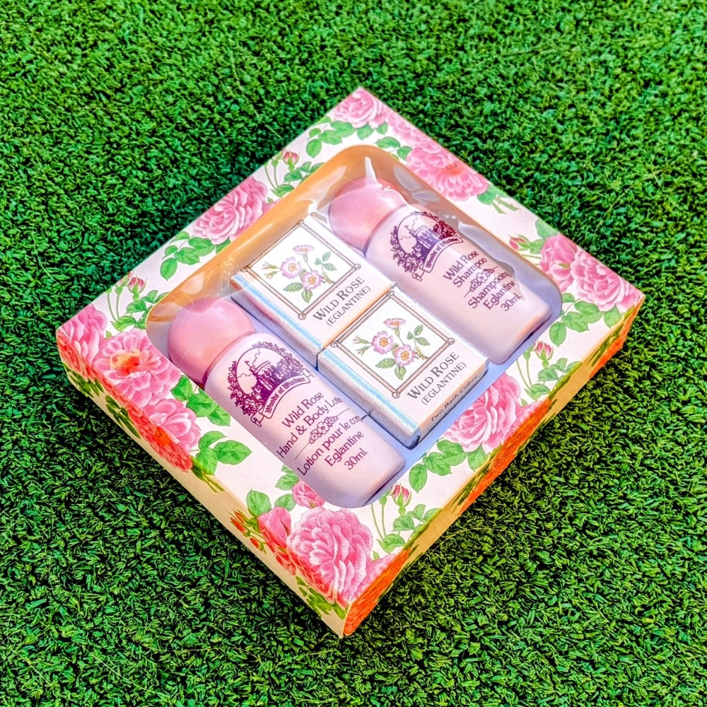 Woods Of Windsor Eglantine Wild Rose Bath Cubes+Hand&Body Lotion+Shampoo Set NOS
